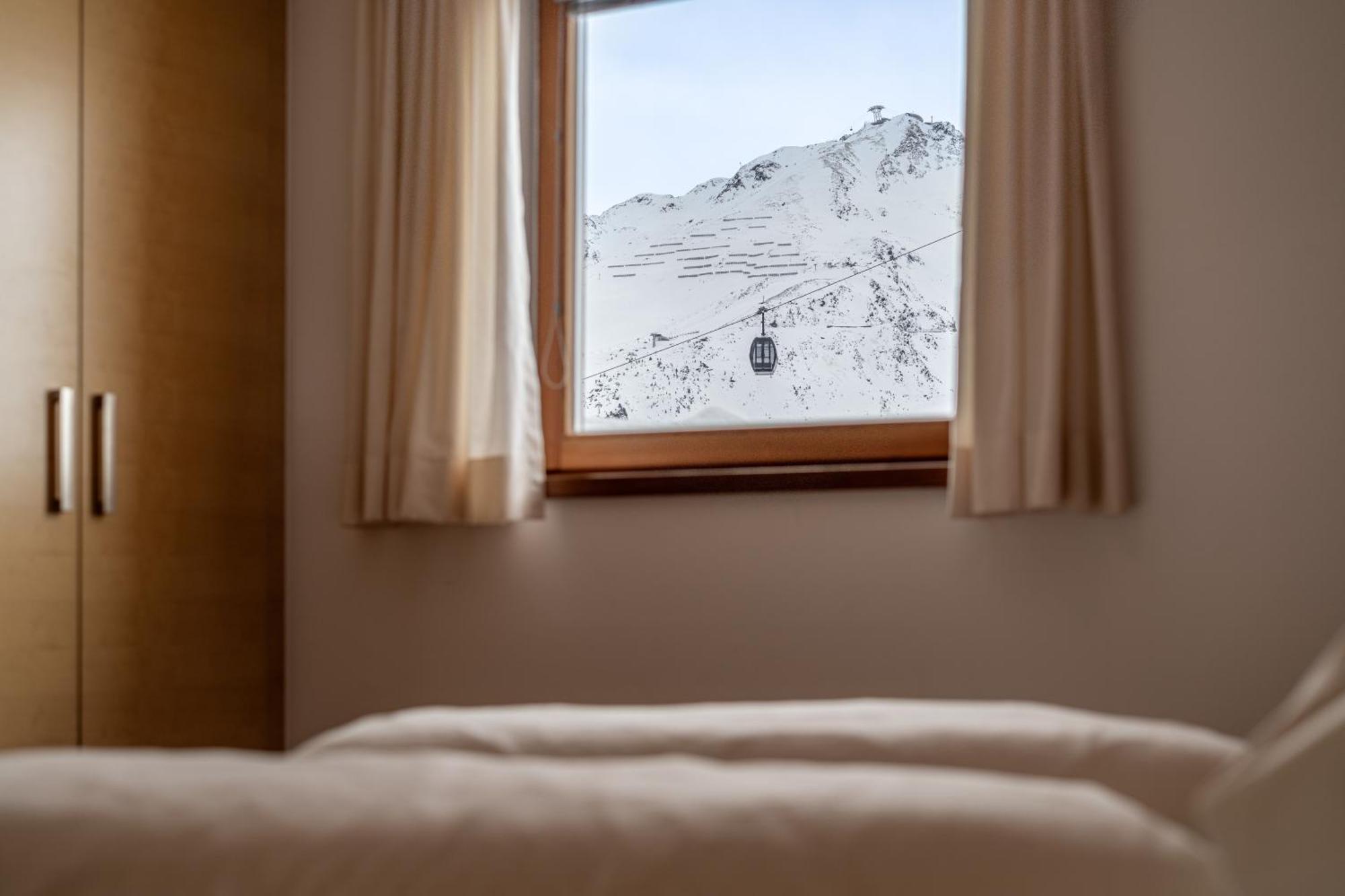 Hotel Hochsoelden Exterior photo